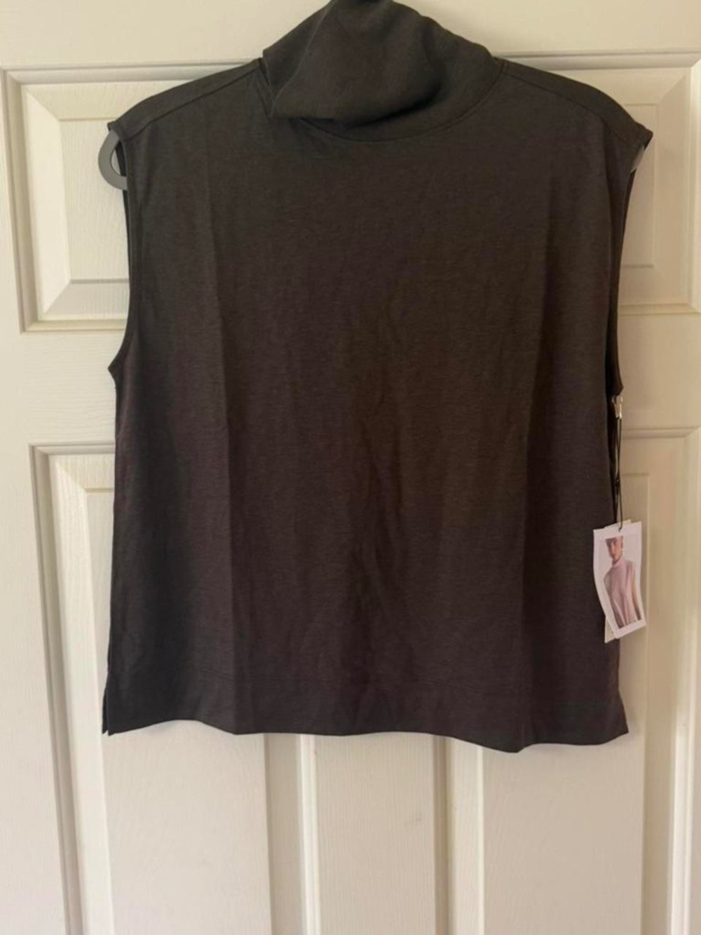 Nation ltd mock neck tank small new with tags